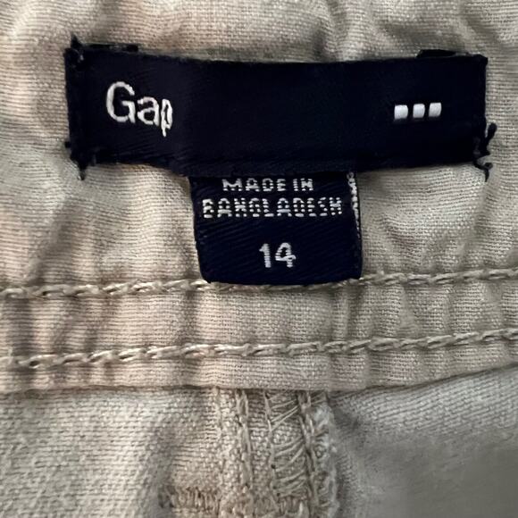 Gap Outlet Womens Khaki Shorts Size 14 Light Gray-Beige - Picture 4 of 6